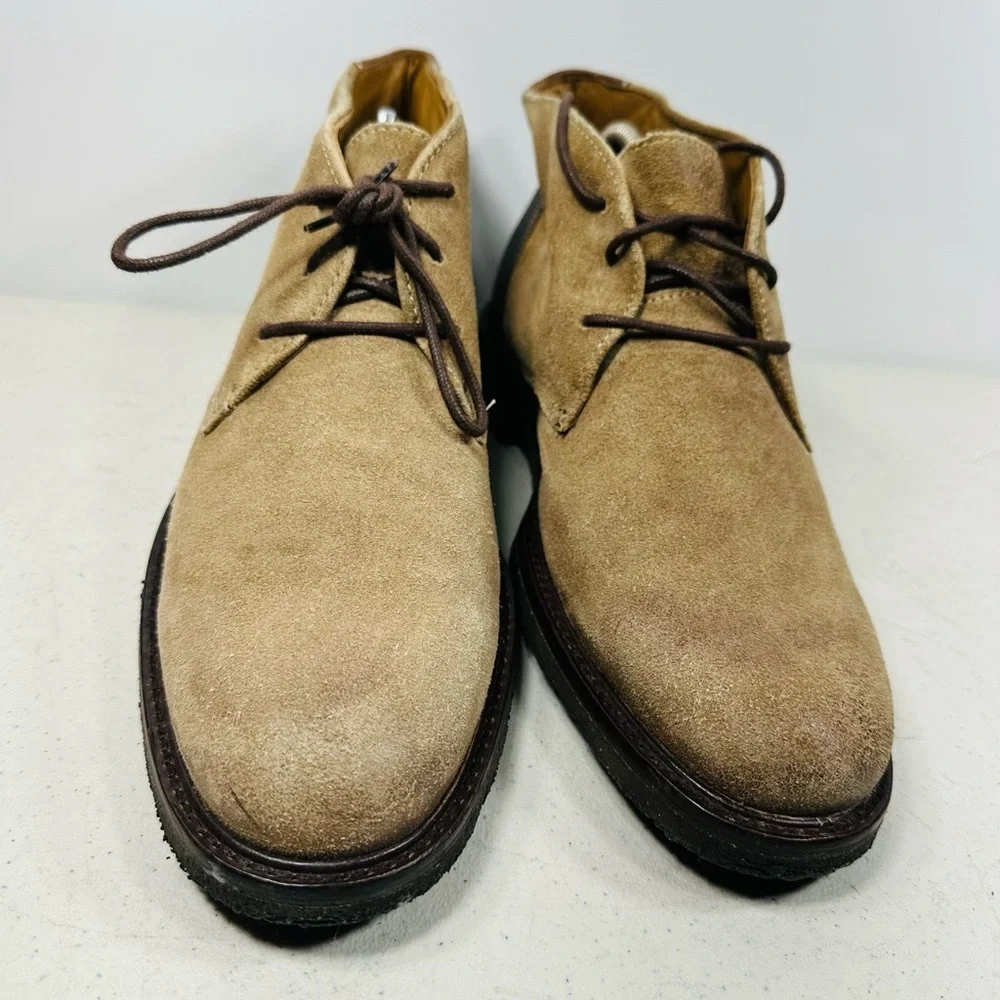 Johnston and Murphy Copeland Chukka Size 8M